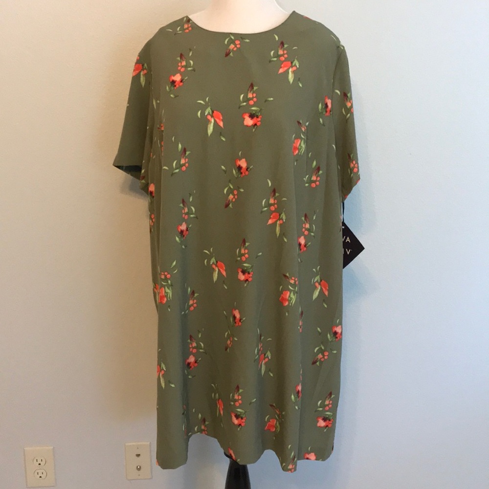 Ave & Viv Target dress 2X 20-22W NWT!